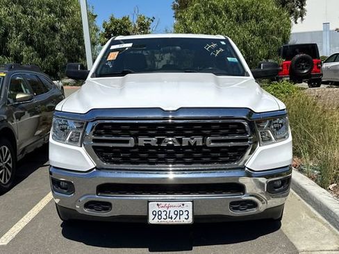Used 2022 RAM 1500 Big Horn AWD/4WD image 3