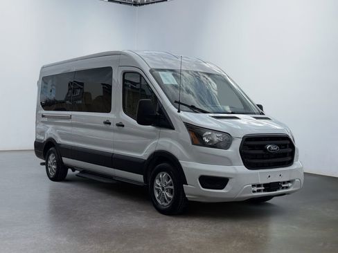 Used 2024 Ford Transit 350 XL image 3