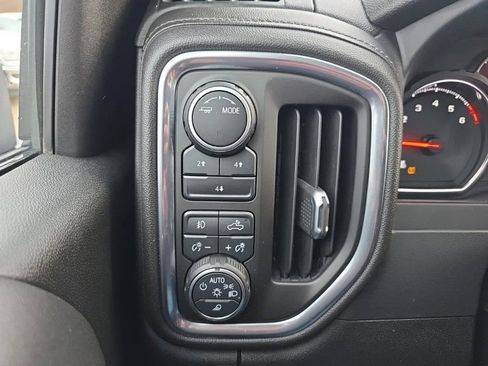 Used 2020 Chevrolet Silverado 2500 LT w/ All Star Edition image 28