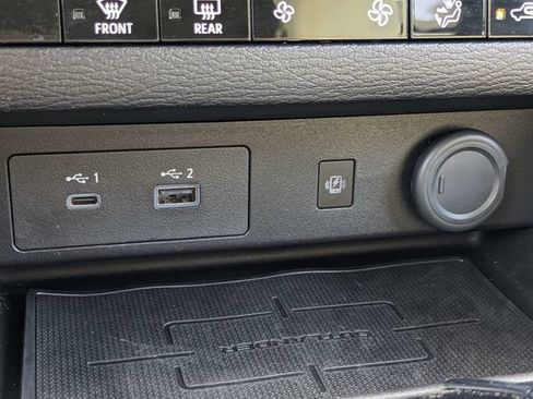 Used 2024 Mitsubishi Outlander SE FWD image 31