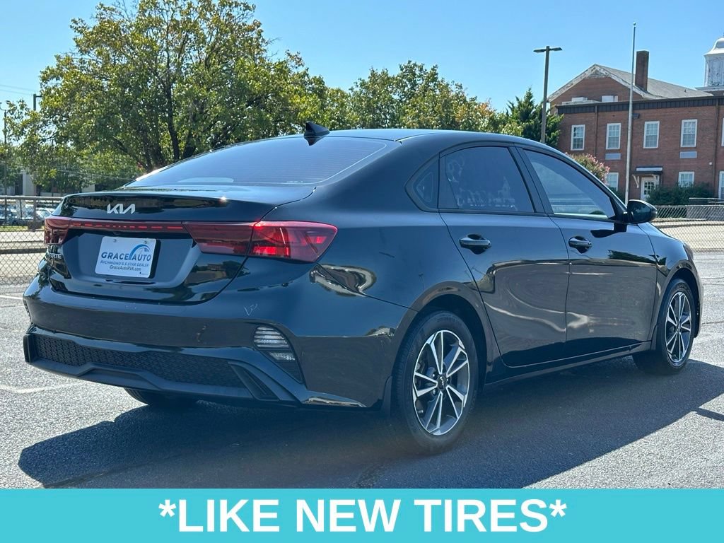 Used 2023 Kia Forte LXS w/ LXS Technology Package FWD image 8