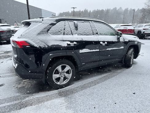 Used 2020 Toyota RAV4 Limited image 5