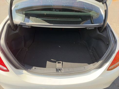 Used 2018 Mercedes-Benz C 300 Sedan image 10