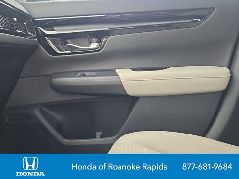 Used 2025 Honda CR-V EX-L image 30