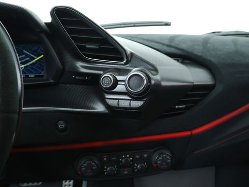 Certified 2020 Ferrari 488 Pista Coupe image 36