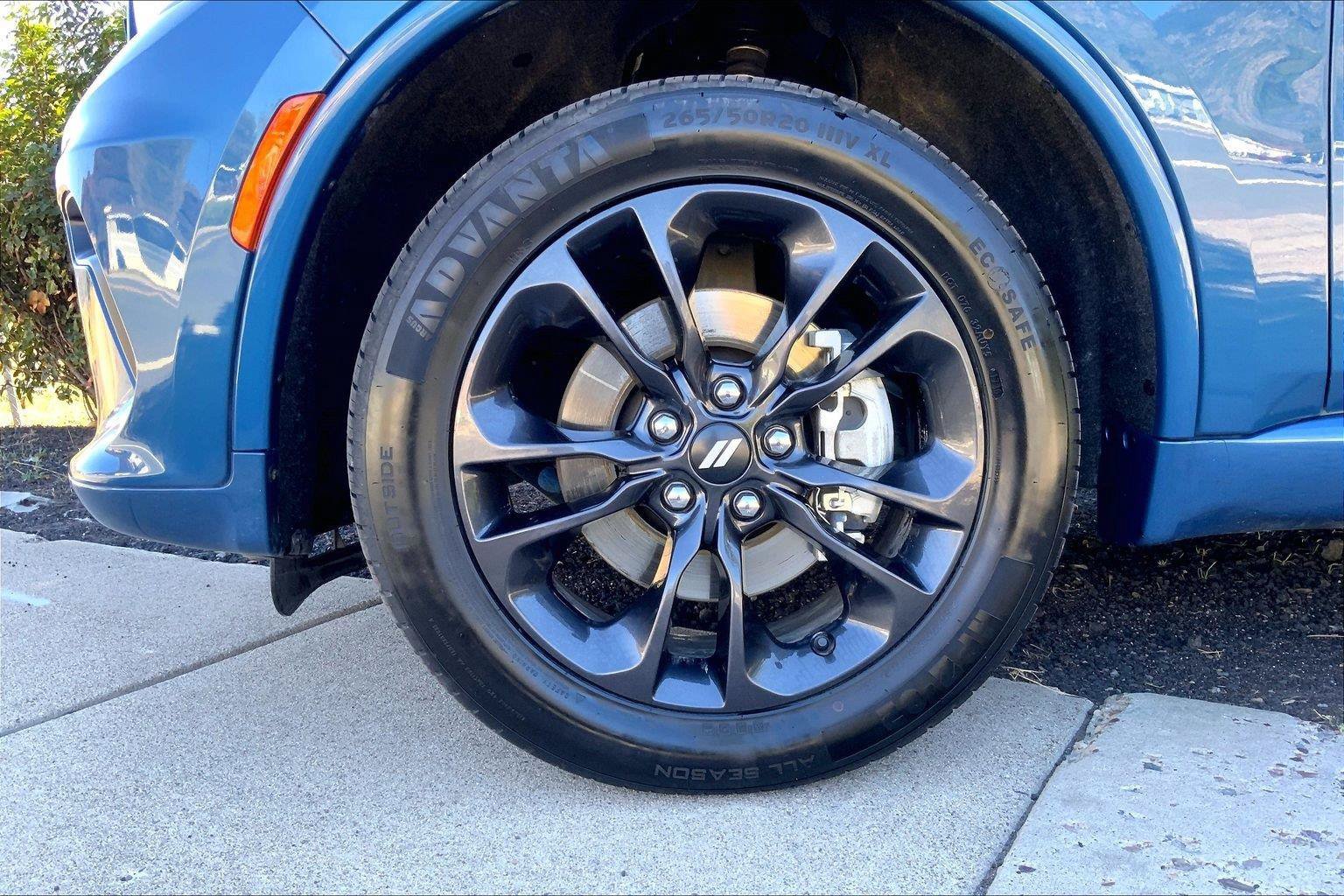 Certified 2025 Dodge Durango GT AWD/4WD image 9
