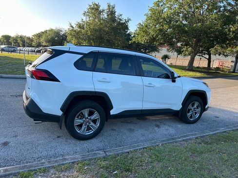 Used 2024 Toyota RAV4 XLE w/ Convenience Package FWD image 5