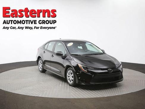 Used 2024 Toyota Corolla LE FWD image 47