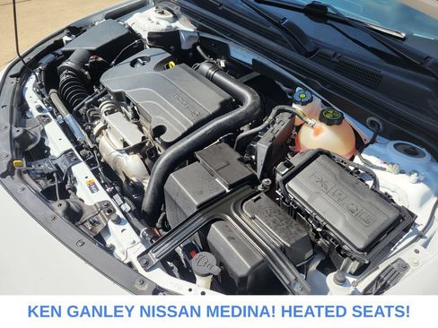 Used 2023 Chevrolet Malibu LT FWD image 24