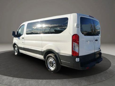 Used 2016 Ford Transit 150 XL image 4