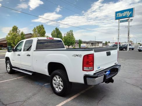 Used 2011 GMC Sierra 3500 SLE w/ SLE Preferred Package image 5