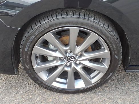Used 2024 MAZDA MAZDA3 s FWD image 10