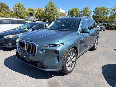 Used 2023 BMW X7 xDrive40i AWD/4WD image 1