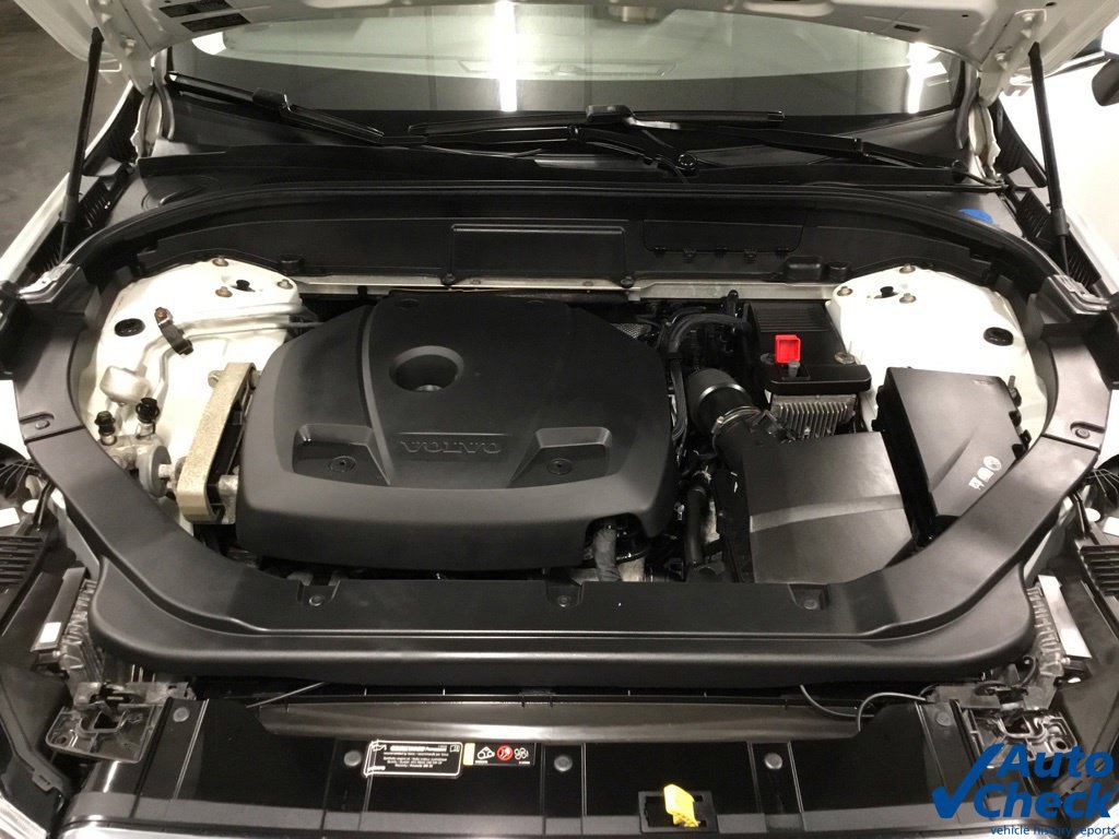 Used 2018 Volvo XC60 T5 Momentum w/ Vision Package AWD/4WD image 43