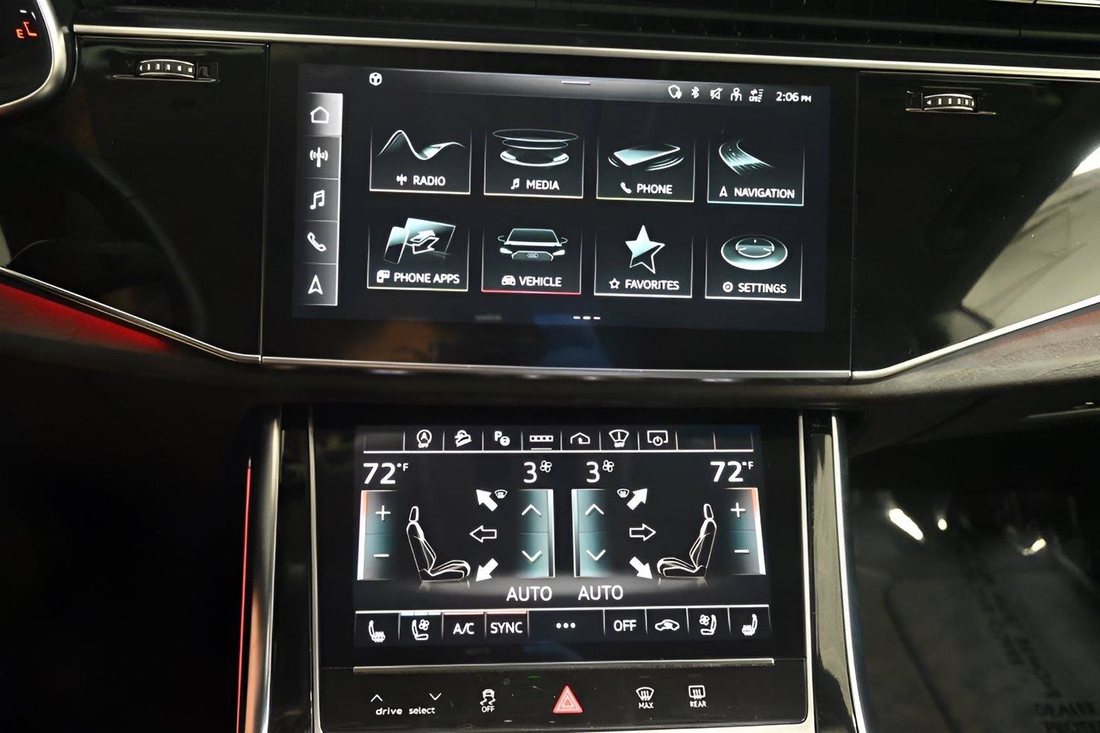 Used 2023 Audi Q8 Prestige AWD/4WD image 25