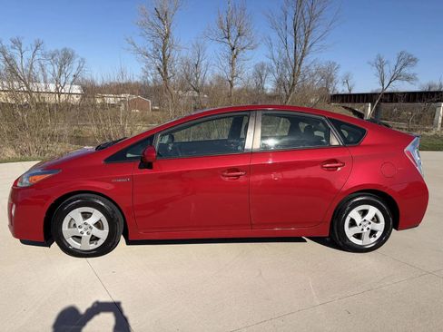 Used 2011 Toyota Prius Three image 5