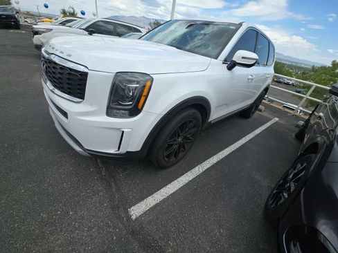 Used 2022 Kia Telluride LX AWD/4WD image 1