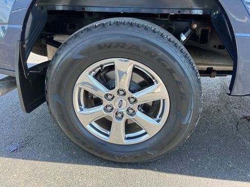 Used 2018 Ford F150 XLT w/ Equipment Group 302A Luxury AWD/4WD image 9