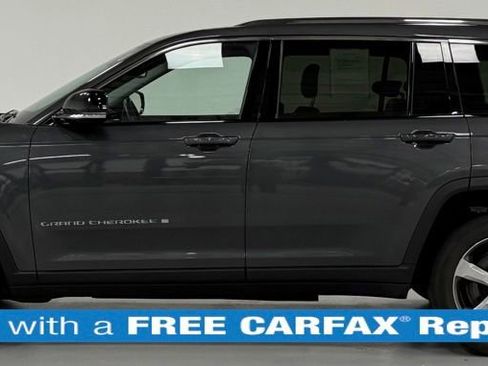 Used 2022 Jeep Grand Cherokee L Limited AWD/4WD image 2