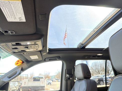 Used 2022 Chevrolet Tahoe RST w/ Luxury Package image 28