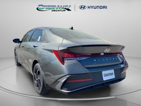 New 2026 Hyundai Elantra Sport FWD image 6