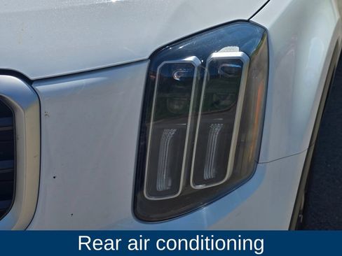 Used 2025 Kia Telluride S FWD image 6