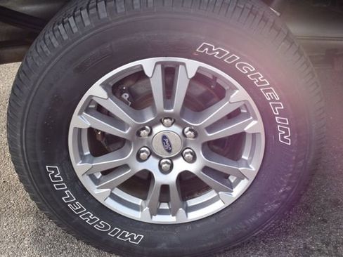 Used 2019 Ford F150 Lariat AWD/4WD image 51