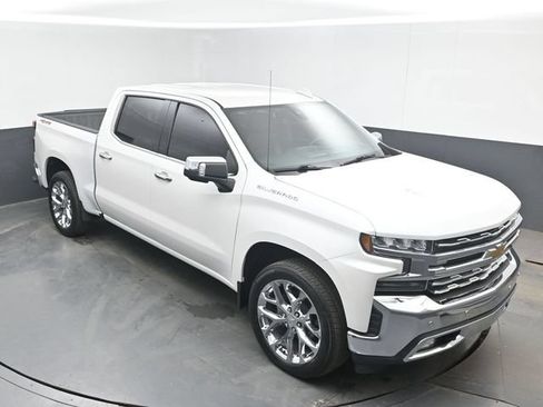 Used 2019 Chevrolet Silverado 1500 LTZ w/ LTZ Plus Package AWD/4WD image 36