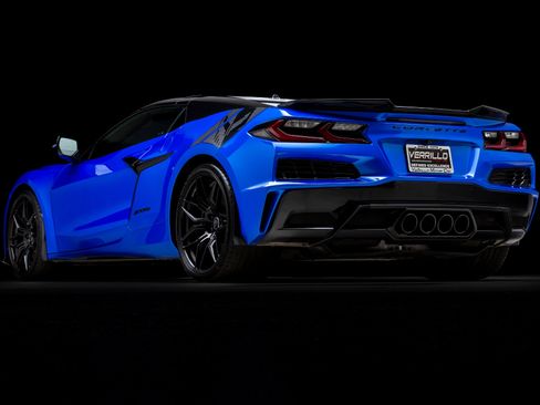 Used 2024 Chevrolet Corvette Z06 image 7