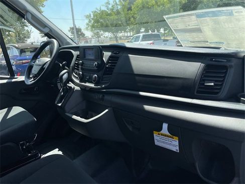 New 2025 Ford Transit 250 148 Medium Roof image 34