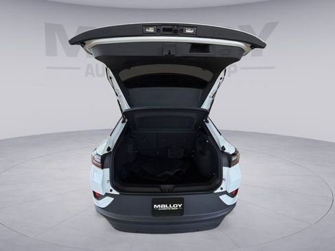 Used 2023 Volkswagen ID.4 2WD image 19