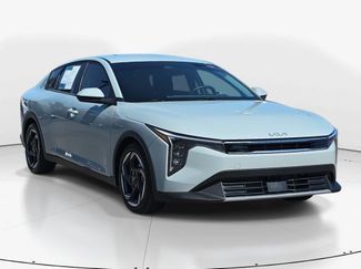 Used 2025 Kia K4 EX video 2