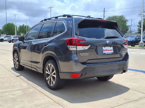 Used 2020 Subaru Forester Limited w/ Popular Package #3 AWD/4WD image 3