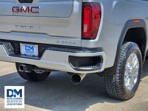 Used 2023 GMC Sierra 2500 Denali w/ Denali Ultimate Package AWD/4WD image 14