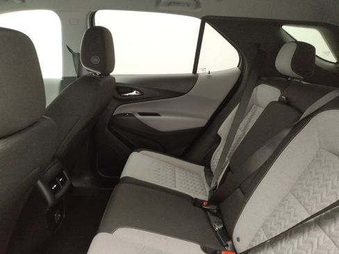 Used 2022 Chevrolet Equinox LT FWD image 18