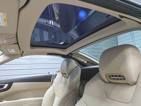 Used 2014 Mercedes-Benz SL 550 image 16