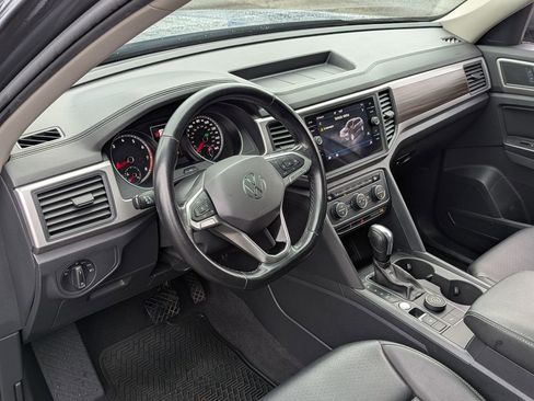 Used 2021 Volkswagen Atlas SE image 12