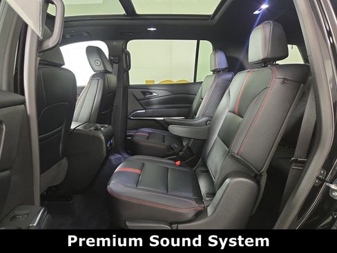 Certified 2025 Chevrolet Traverse RS w/ LPO, Floor Liner Package image 12