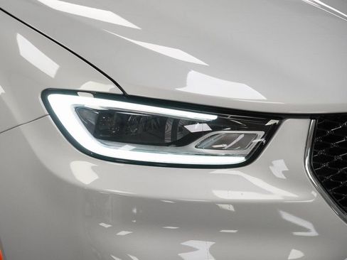 New 2026 Chrysler Pacifica Select image 5