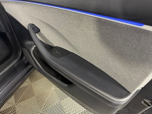 Used 2024 Tesla Model 3 Standard Range RWD image 34