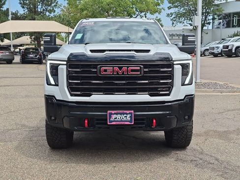Used 2025 GMC Sierra 2500 AT4X AWD/4WD image 2