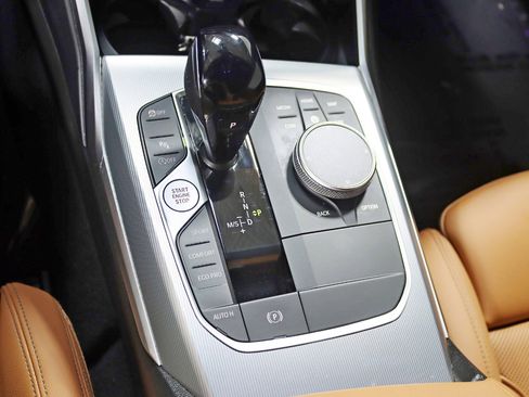 Used 2022 BMW 230i Coupe w/ Convenience Package image 25