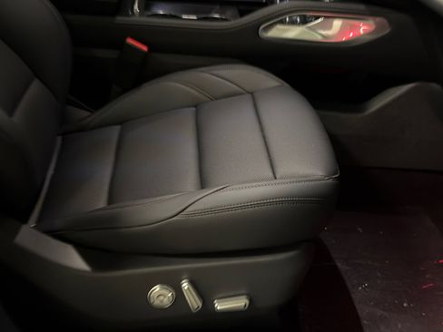 New 2026 Lincoln Nautilus Premier AWD/4WD image 12