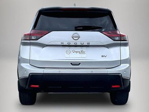 Certified 2024 Nissan Rogue SV FWD image 6