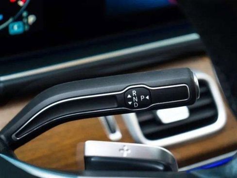 Used 2024 Mercedes-Benz GLE 450 4MATIC w/ Winter Package image 73