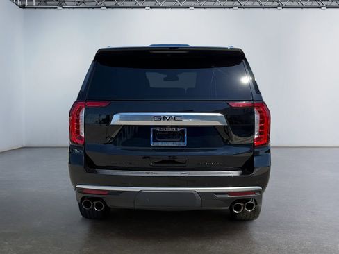 Used 2024 GMC Yukon Denali AWD/4WD image 4