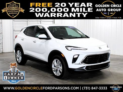 Used 2025 Buick Encore GX Preferred AWD/4WD image 1