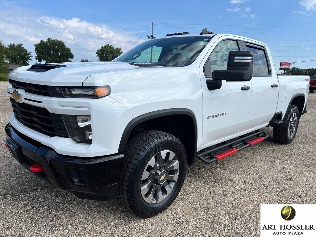 Used 2024 Chevrolet Silverado 2500 Custom w/ Custom Convenience Package AWD/4WD image 1