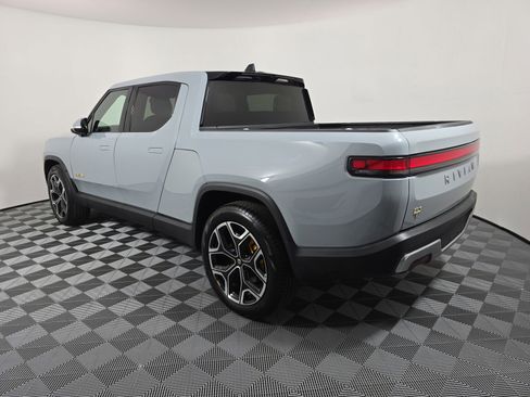 Used 2023 Rivian R1T Adventure AWD/4WD image 3