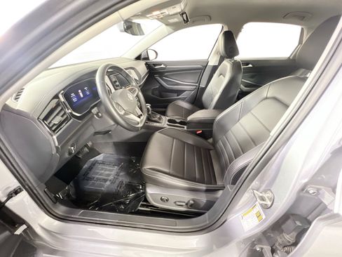 Used 2023 Volkswagen Jetta SE image 20